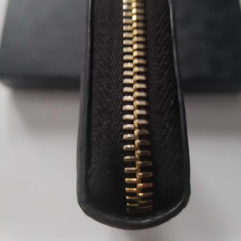 EUC Prada Zippy Wallet - Picture 5 of 11